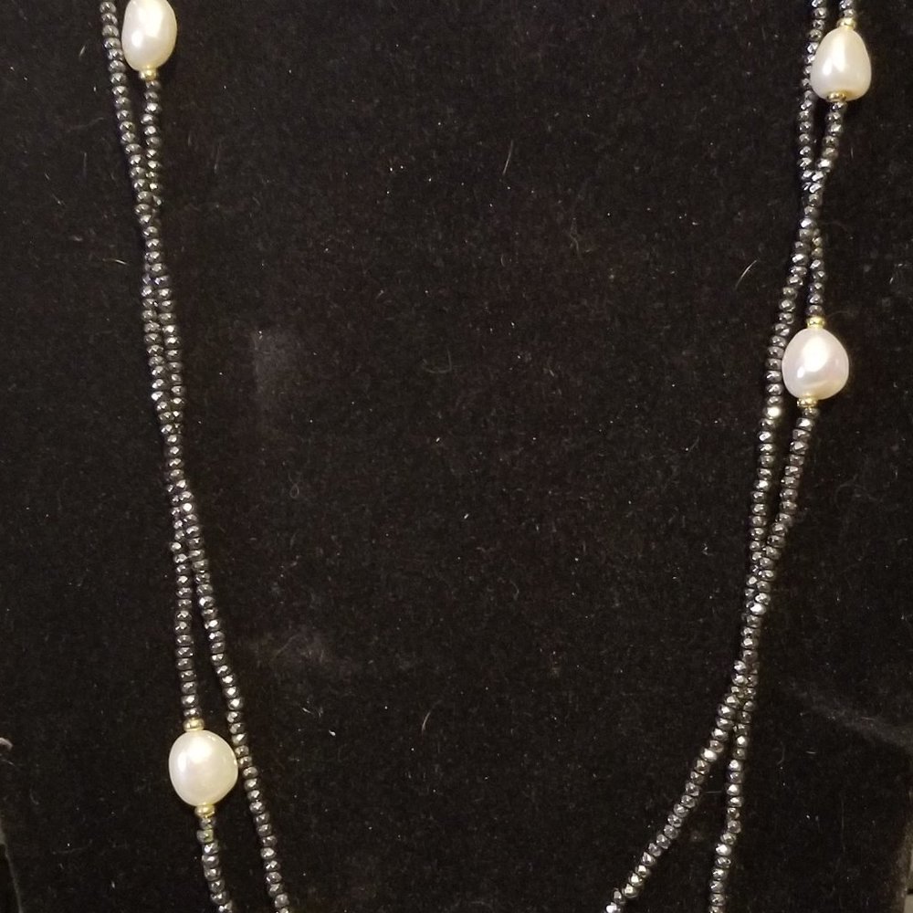 Vantel Pearls Sparkles in the Sand